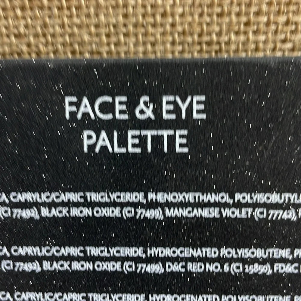 Jessica Simpson Beauty Fiend Face‎ & Eye Palette